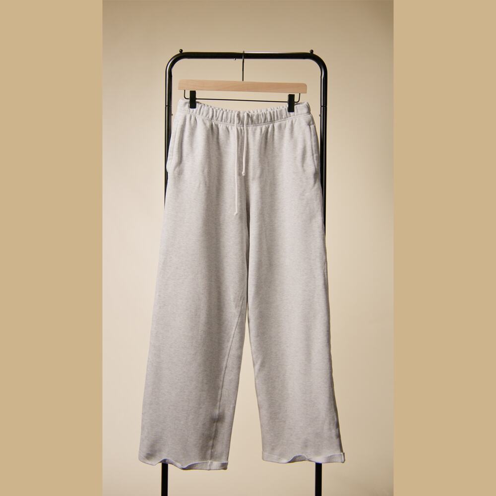 SKIMS Women’s Wide Leg Fleece Sweatpants Medium Light Heather Gray